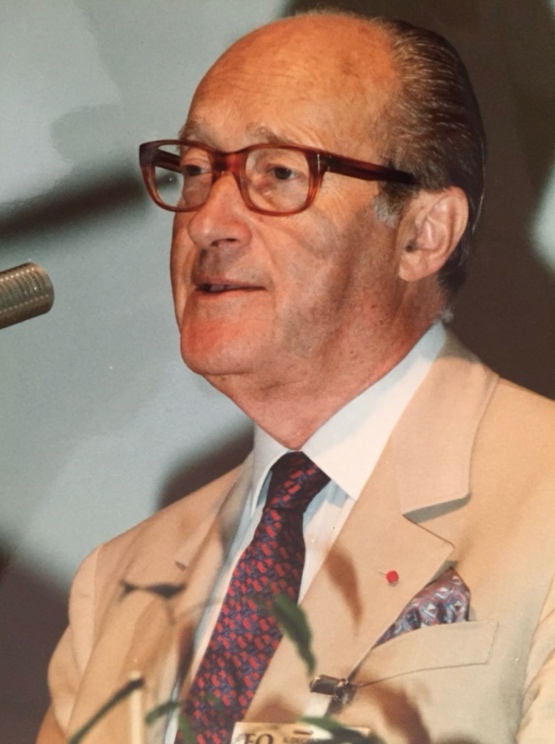 Alain Decaux
